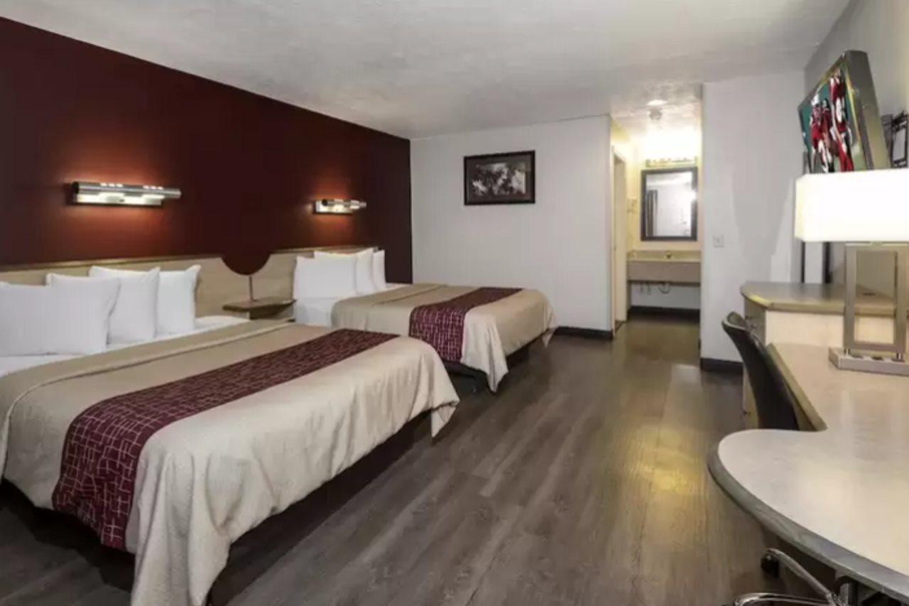 Red Roof Indianapolis - Motel 2*