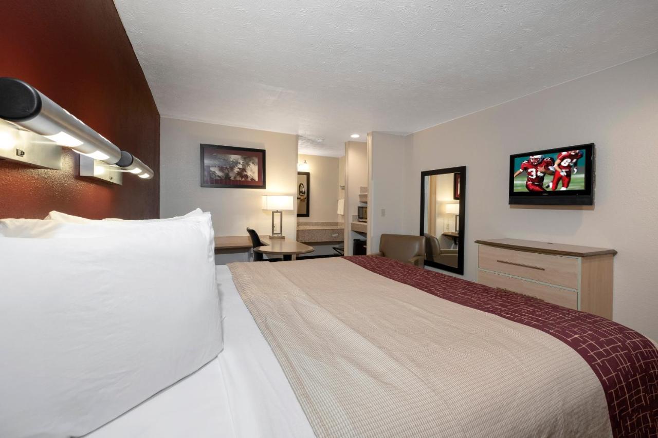Red Roof Indianapolis - Motel 2*